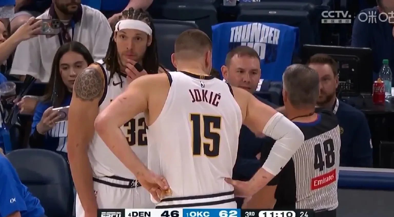 掘金客场不敌雄鹿,遭遇两连败 掘金客场不敌雄鹿,遭遇两连败