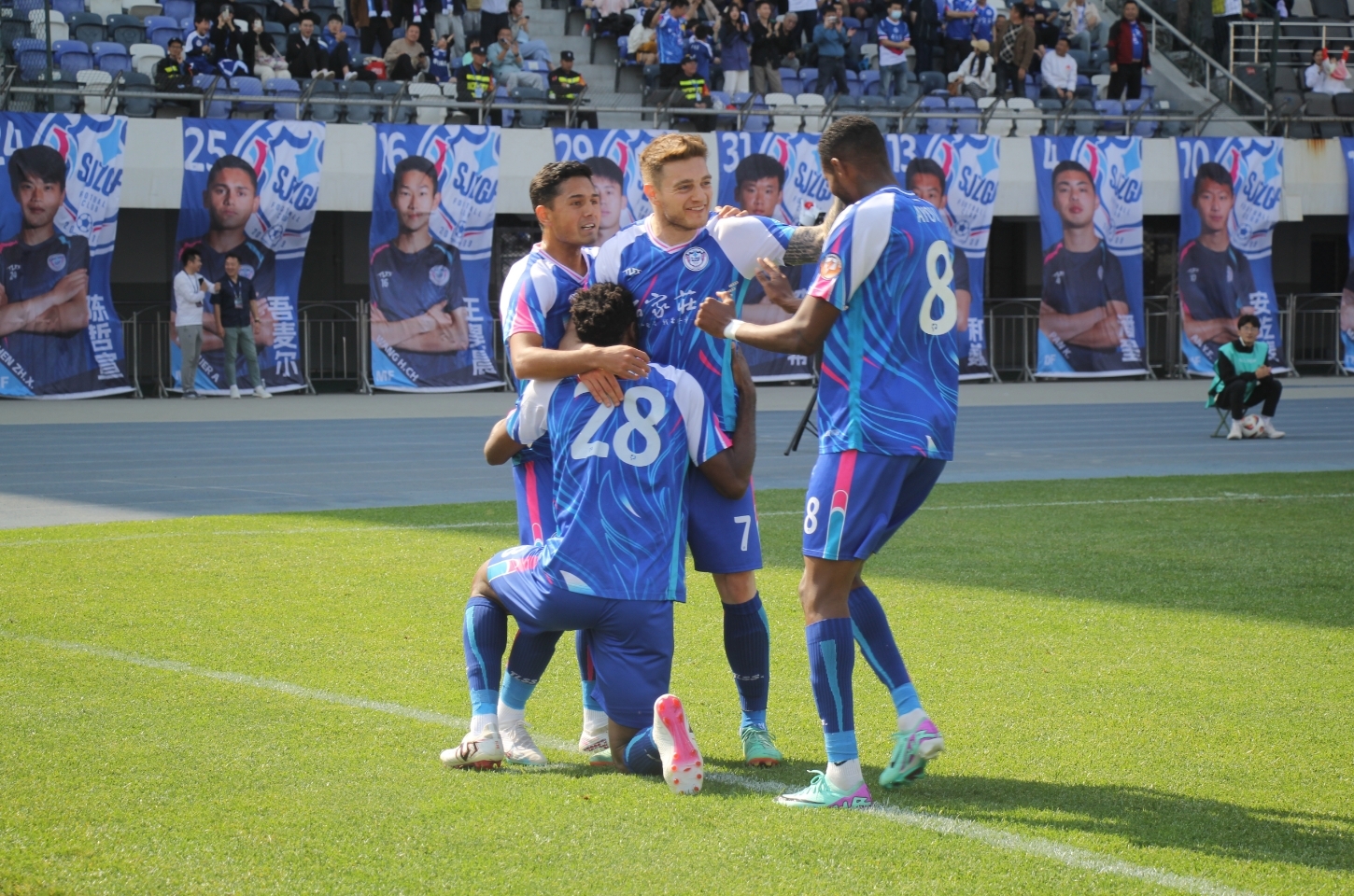 广东队小胜黑龙江,精彩不断的简单介绍 广东队小胜黑龙江,精彩不断的简单介绍