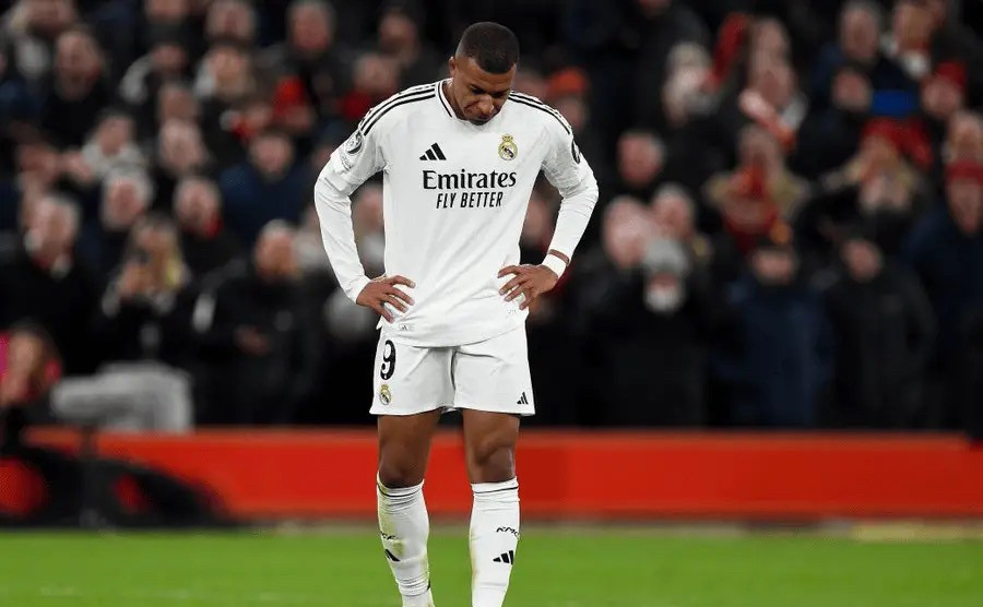 皇马失守,欧冠希望渐行渐远 皇马失守,欧冠希望渐行渐远