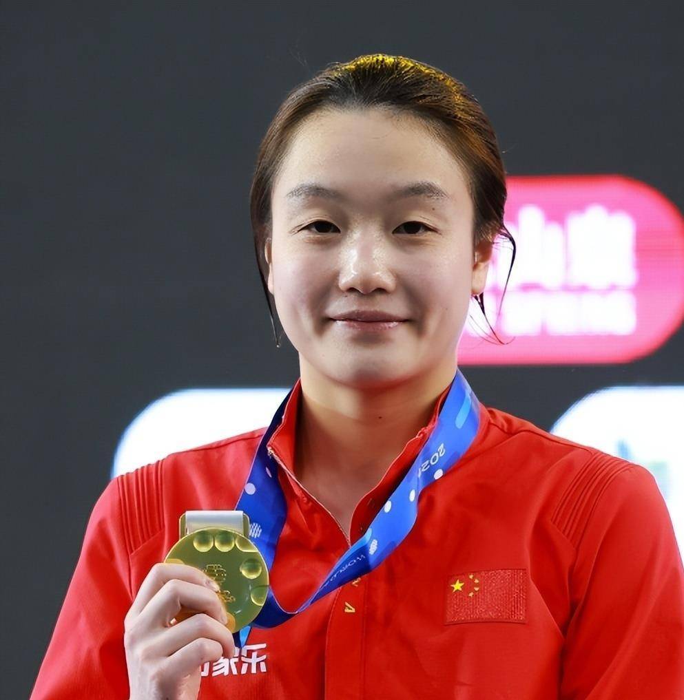 世界级跳水选手再度登顶，稳操胜券夺冠