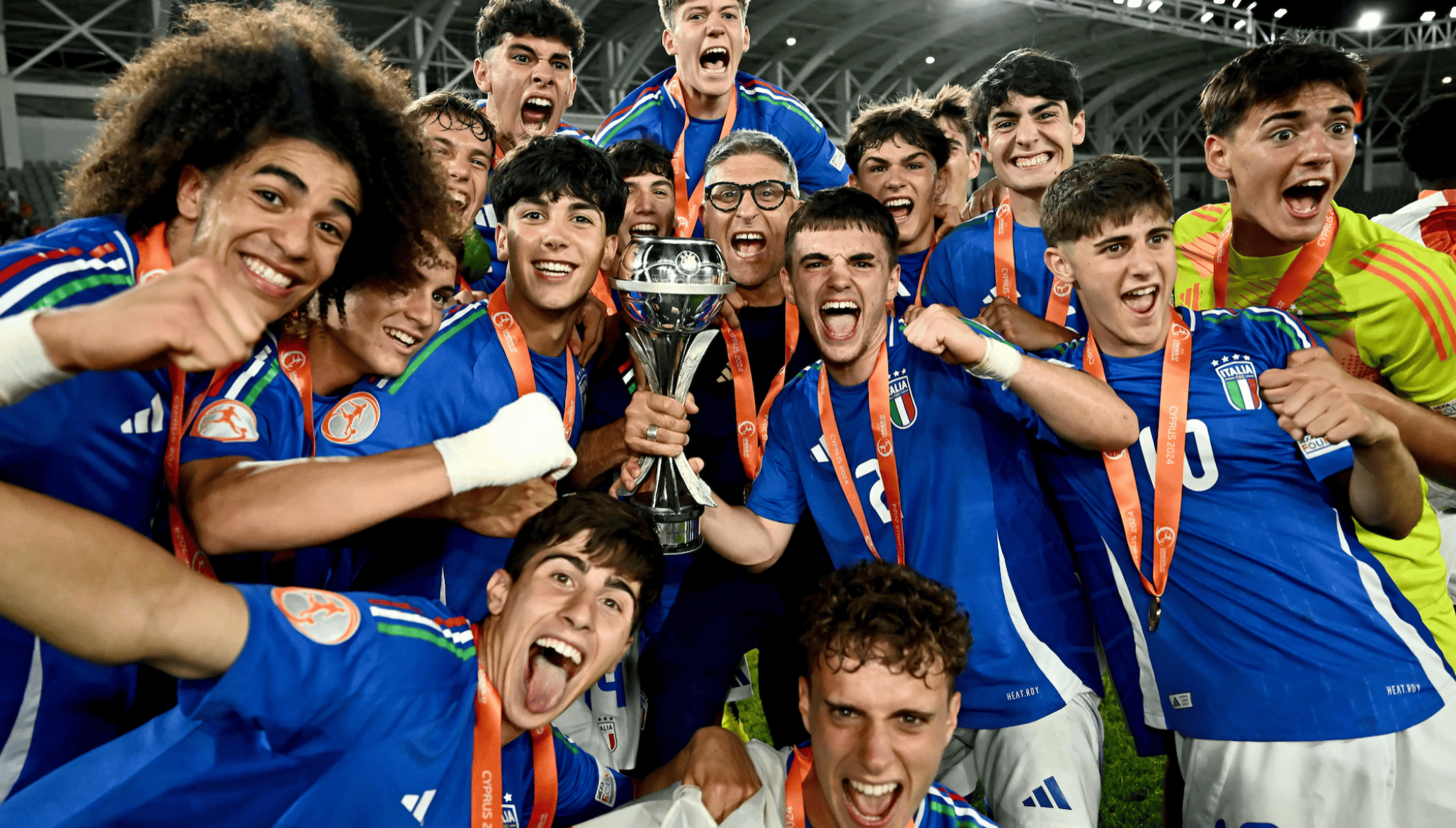 关于无所畏惧！欧洲杯预选赛诸队激情投入豪胜争夺的信息