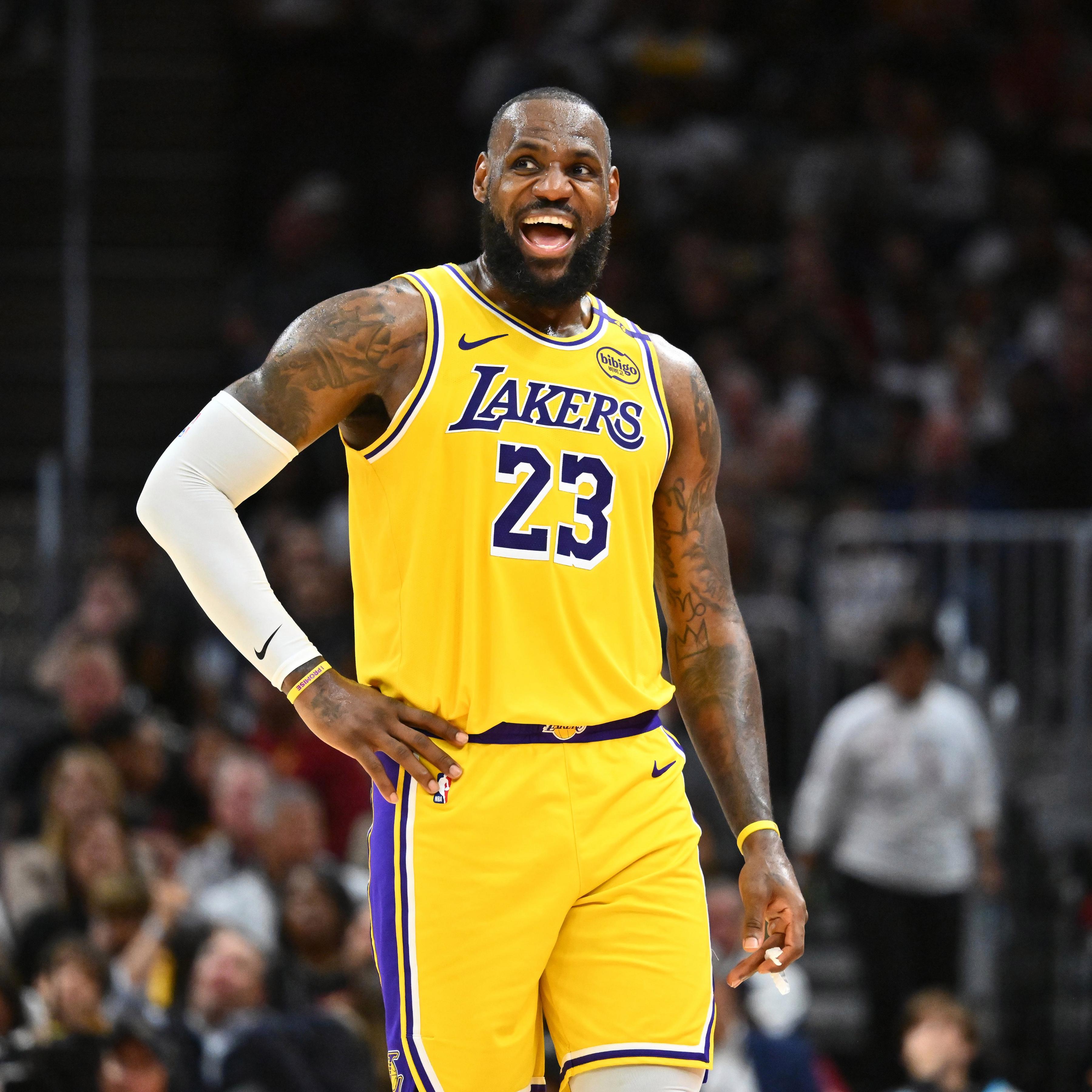 湖人擒掘金,詹皇后仰篮板绝杀 湖人擒掘金,詹皇后仰篮板绝杀