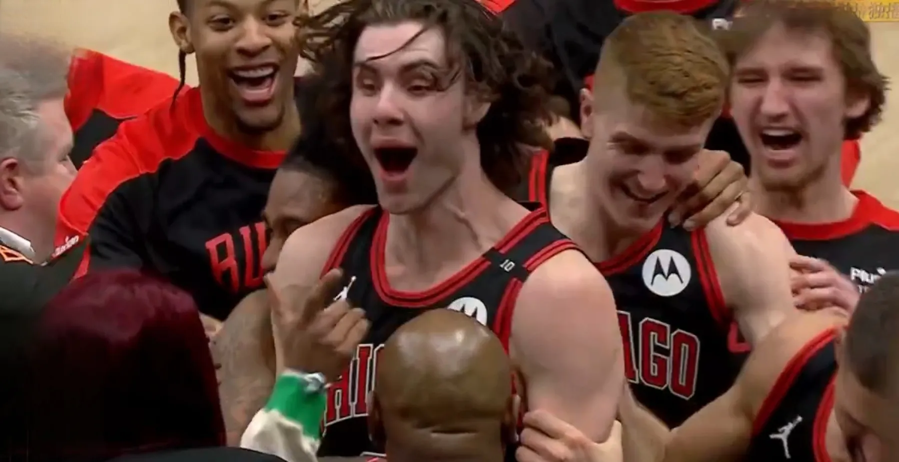 公牛绝杀步行者，豪取连胜