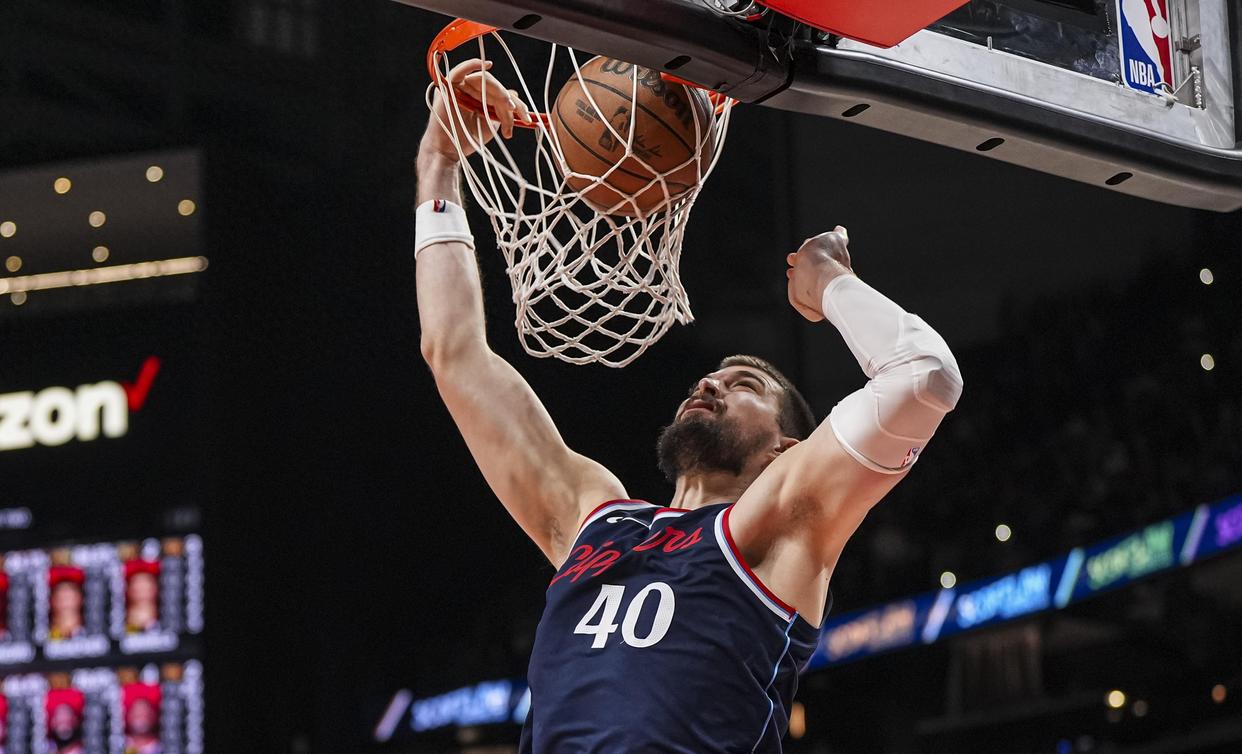 关于快船力克魔术，乔治关键时刻发威的信息