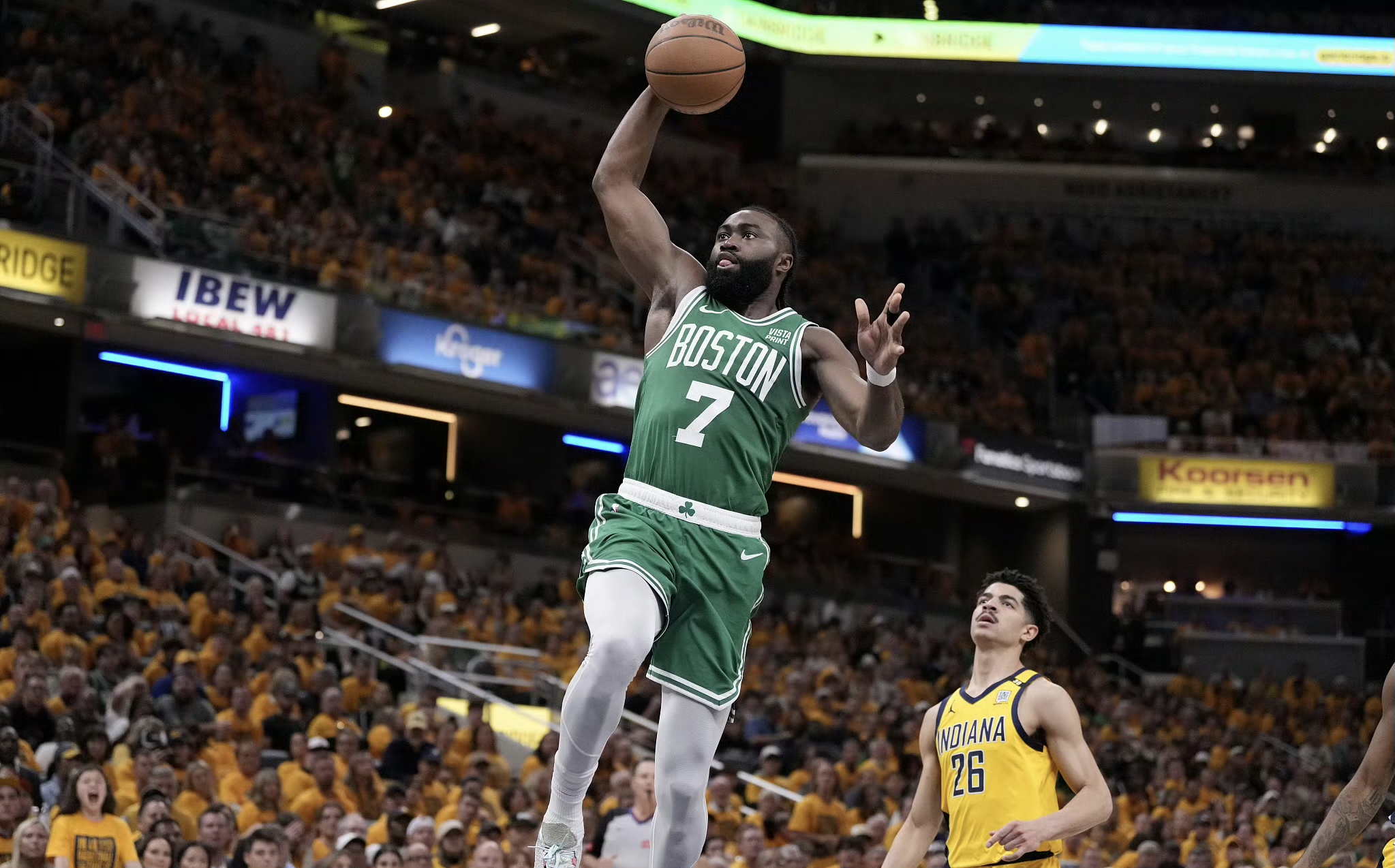 步行者擒下凯尔特人,继续保持不败战绩排名东部第一 步行者擒下凯尔特人,继续保持不败战绩排名东部第一