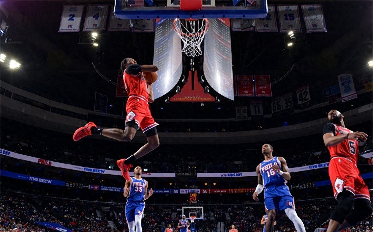 热火战胜篮网！富尔茨突破25分